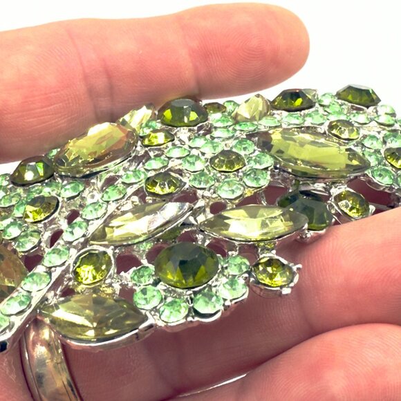 Rhinestone Brooch Set of 3 Leaf Floral Designs Multicolor Gold Silver Tone Resin - Picture 13 of 14